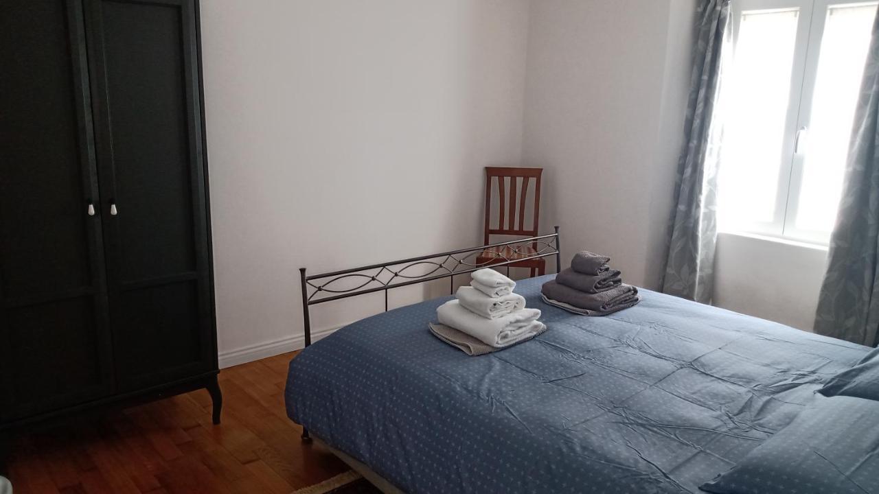 Casa Renova, Intero Appartamento, 2 Camere, Max 4 Ospiti, Trieste Zona Storica Exterior photo
